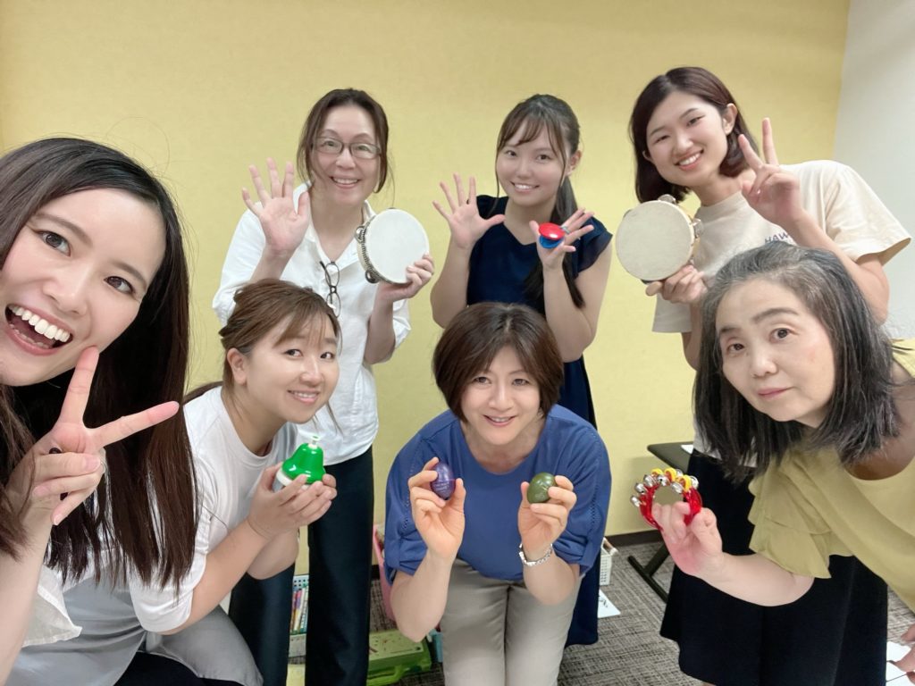 リトミック講師養成講座エキナセア組の集合写真